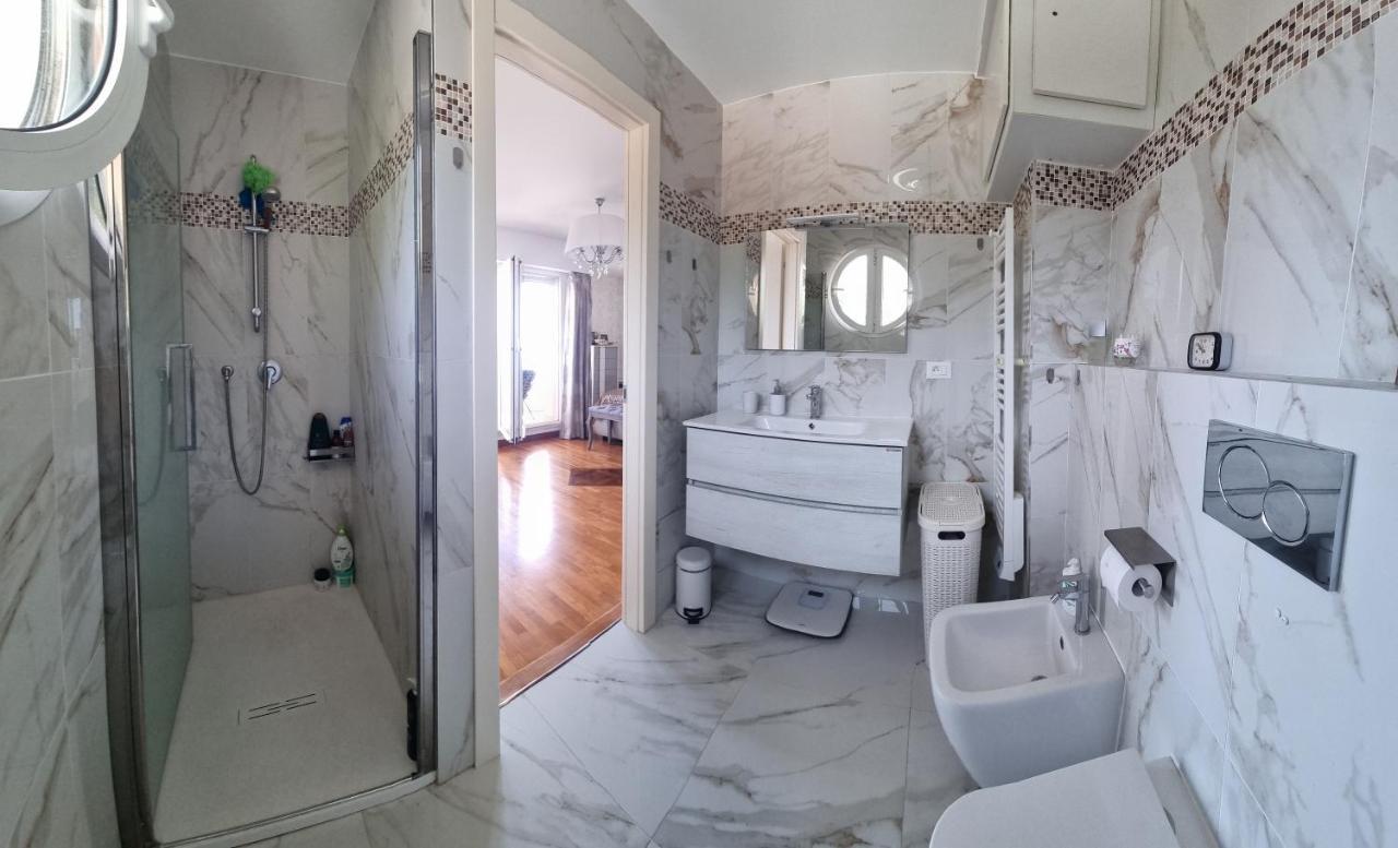 Dernier Etage D'Une Maison Roquebrune-Cap-Martin Kültér fotó