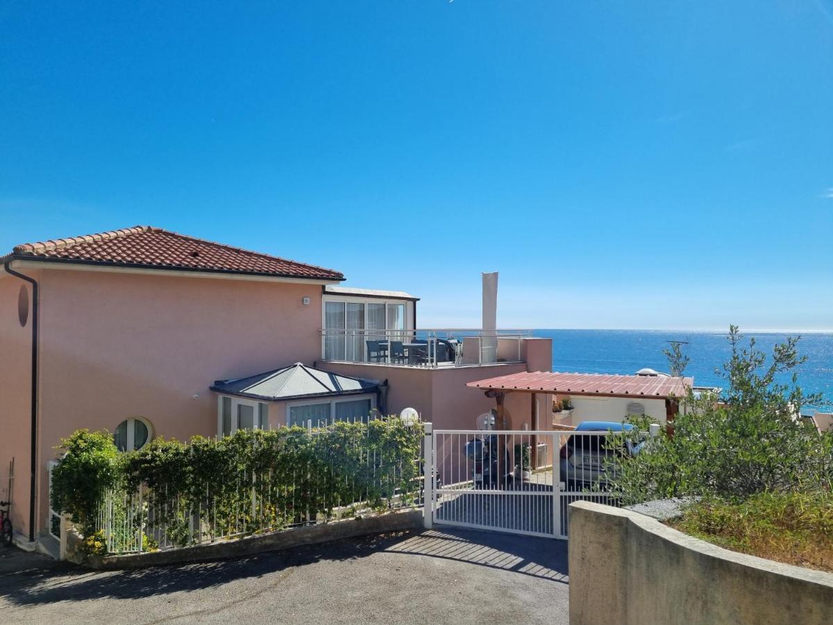 Dernier Etage D'Une Maison Roquebrune-Cap-Martin Kültér fotó